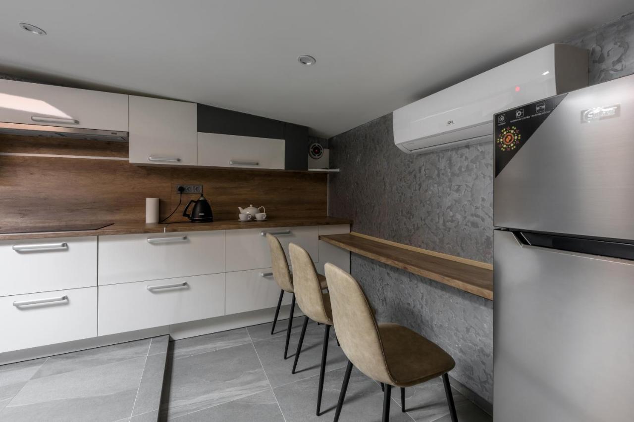Apart Hotel Fusion Černovice Exteriér fotografie