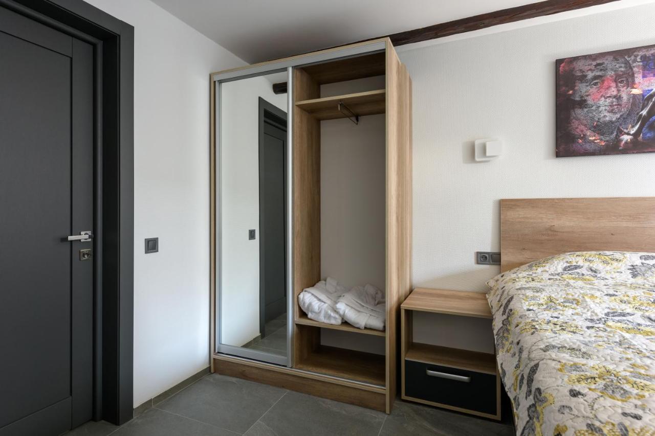 Apart Hotel Fusion Černovice Exteriér fotografie